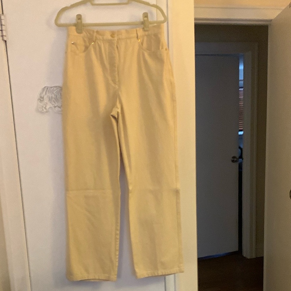 St. John Sport pale yellow pants
